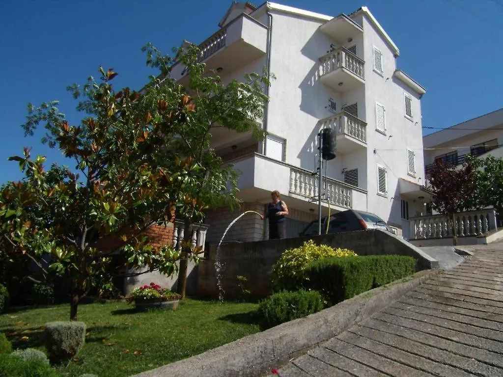 Sea View Apartment Kali