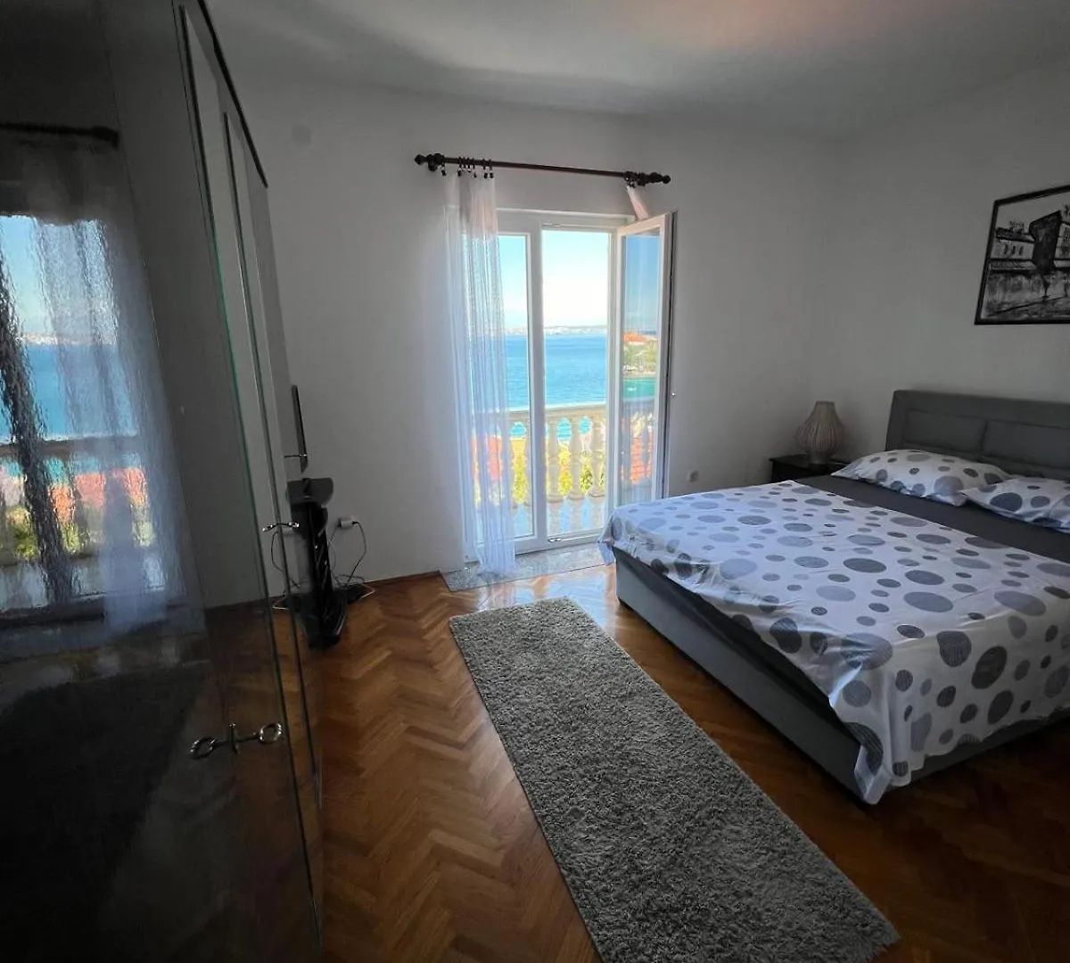 Sea View Apartment Kali